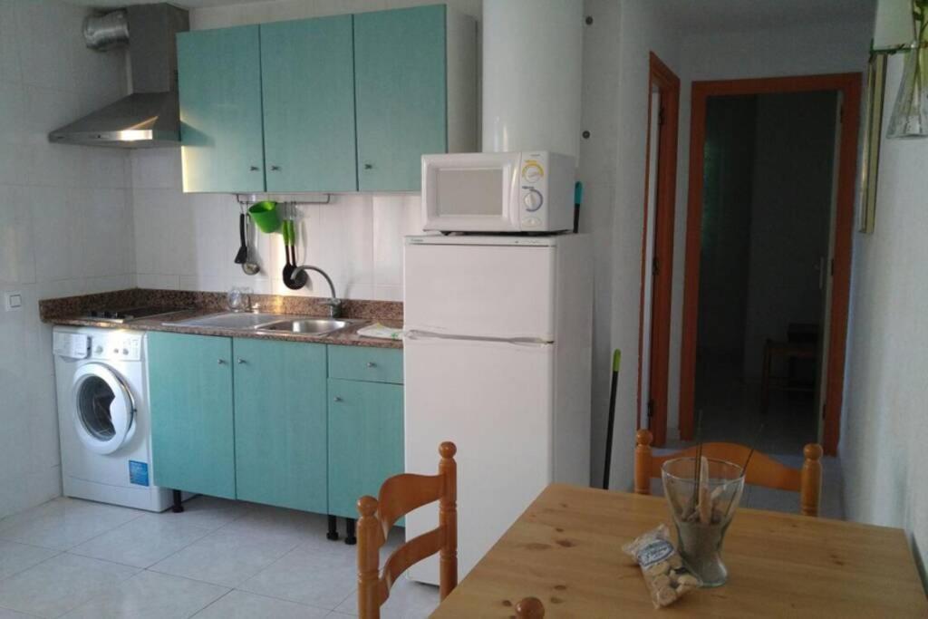 Tranquilo Apartamento Con Preciosa Cala En La Puerta Ciutadella  Exteriör bild